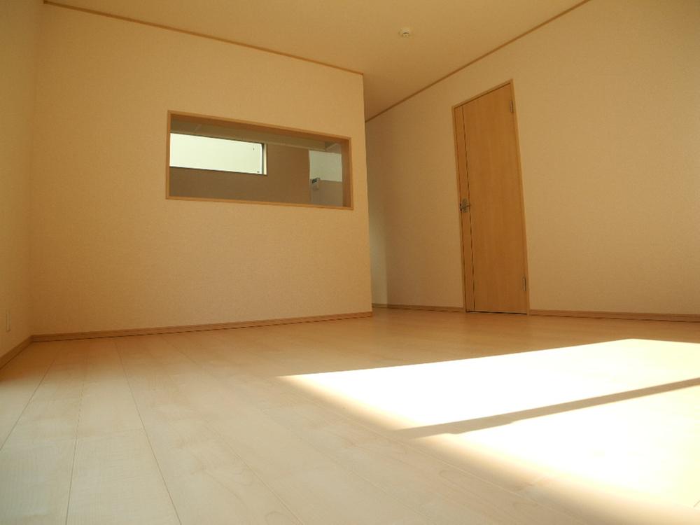 Living. Local (12 May 2013) Shooting