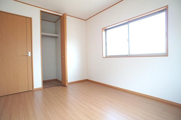 Non-living room. Building 2