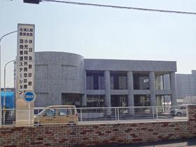 Hospital. Holiday emergency clinic 800m until the (hospital)