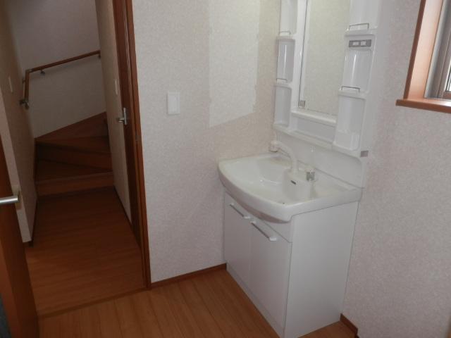 Same specifications photos (Other introspection). Same specifications