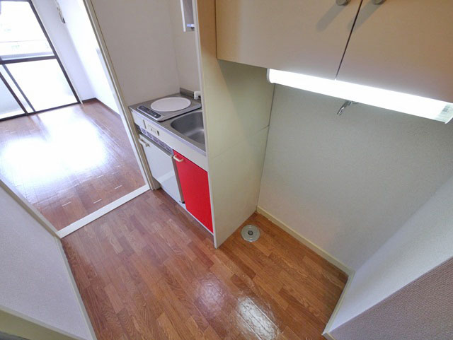 Other room space. Washing machine Storage