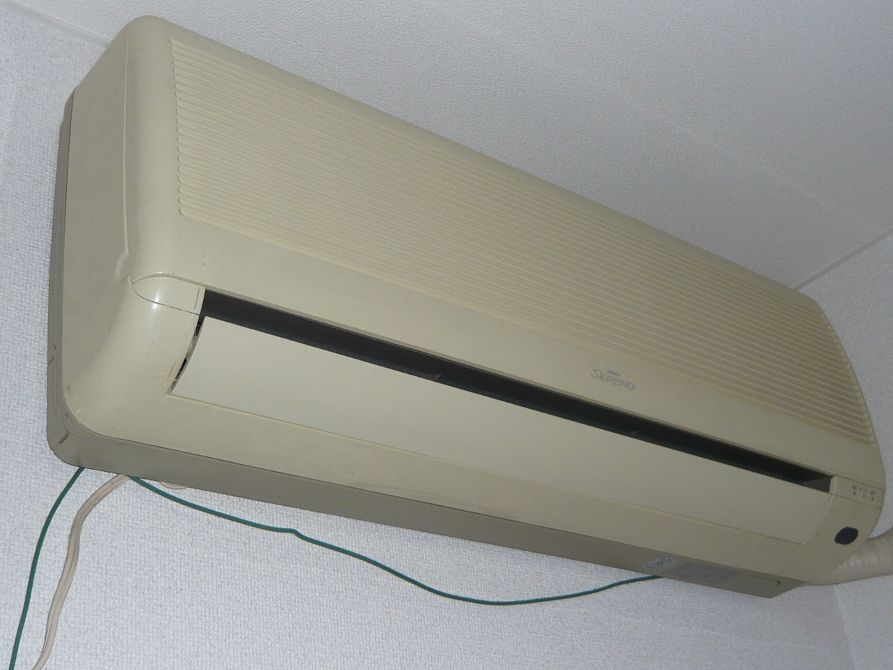 Other Equipment. ■ Same apartment It is similar to photo