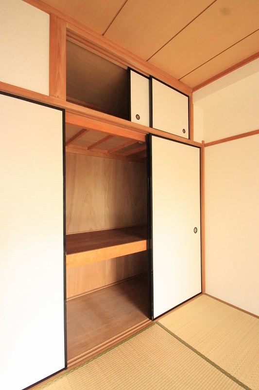 Receipt. ■ Same apartment It is similar to photo