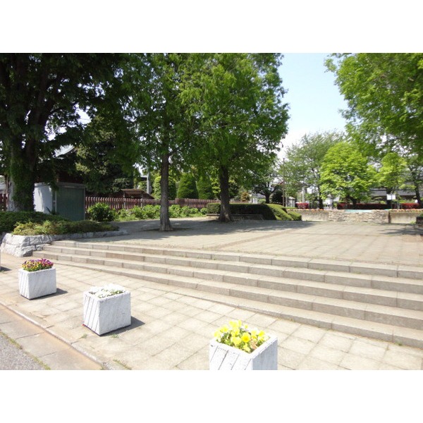 park. 141m until Uchikoshi park (park)