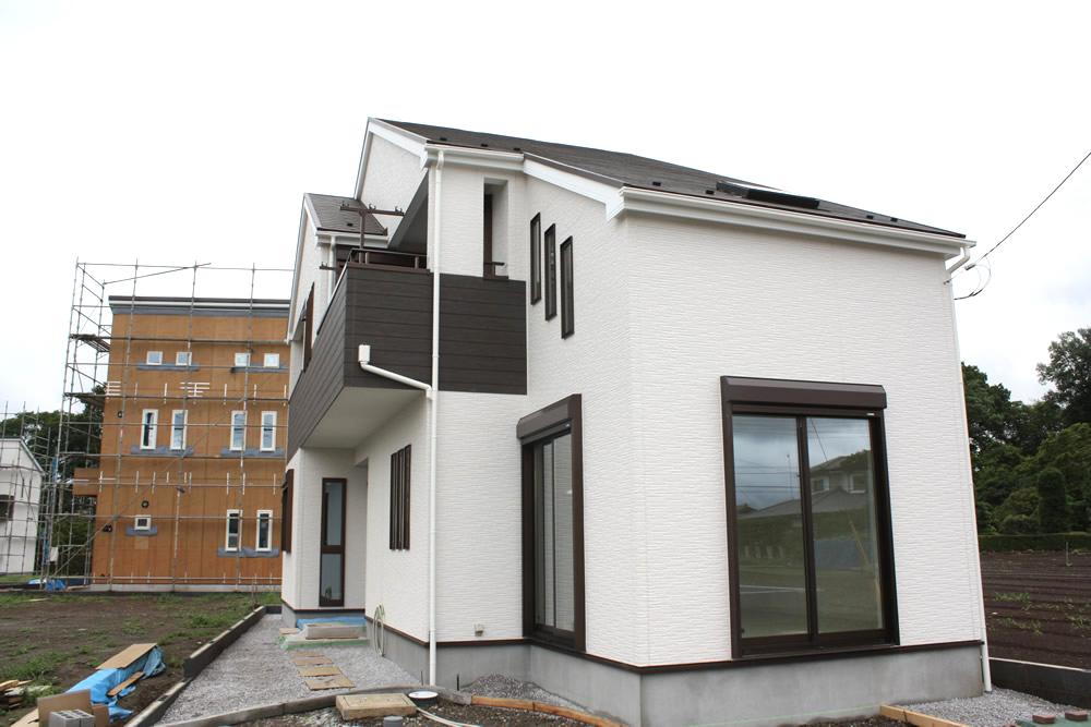 Local appearance photo. The second model house site (July 2012) shooting It is in the outer structure construction. If you have completed we will UP again.