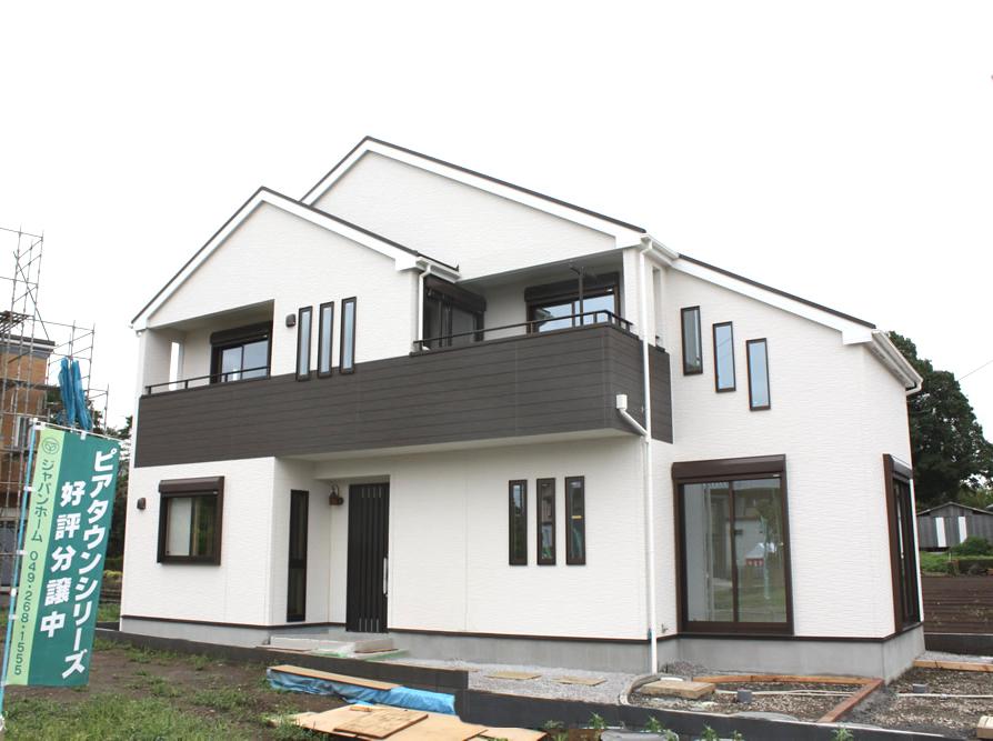 Other local. (Second model house 11 Building) appearance (July 2012) shooting We completed. Please come to your visit therefore certainly go to the local and building stage can also be confirmed.