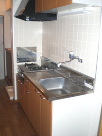 Kitchen. Two-burner gas stove can be installed in the kitchen ☆