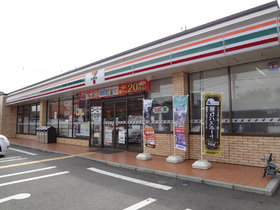 Convenience store. 266m to Seven-Eleven (convenience store)