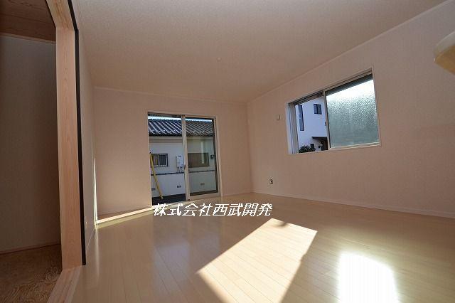 Living. Indoor (September 2013) Shooting