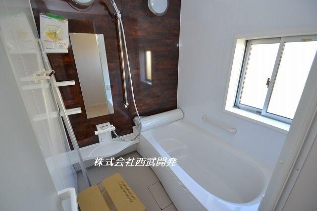 Bathroom. Indoor (September 2013) Shooting