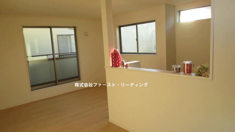 Living. 18 Pledge LDK balcony Stylish living space of cafe style in which the white tones! (December 14, 2013) Shooting