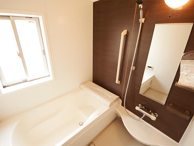 Bathroom. Indoor (September 2013) Shooting