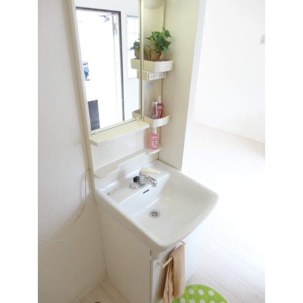 Washroom. Other Room No.