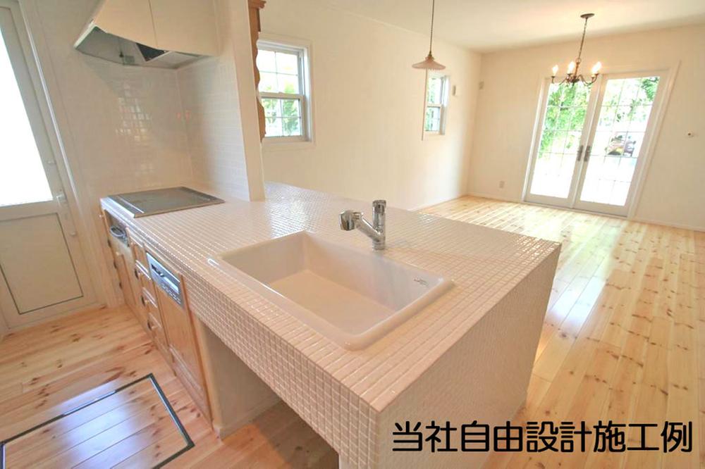 Building plan example (introspection photo). Note: Our free design and construction example kitchen