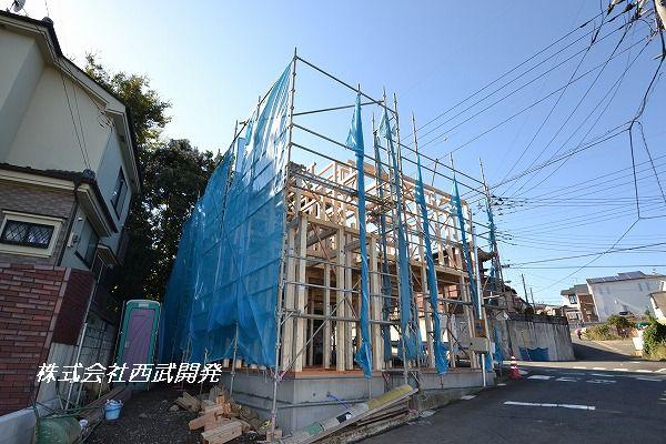 Local appearance photo. Local (10 May 2013) Shooting