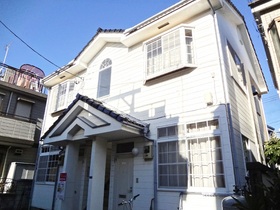 Building appearance. 4 households that since all houses Corner Room