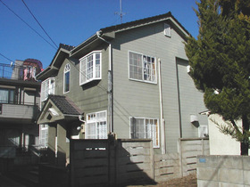 Building appearance. 4 households that since all houses Corner Room