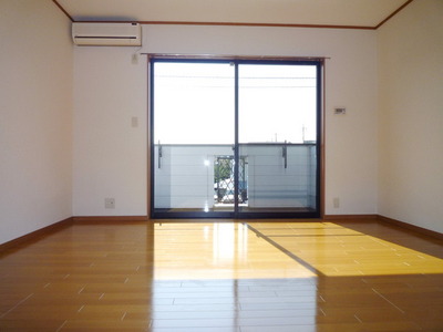 Living and room. The same type, It is an image due to indoor photos of other properties