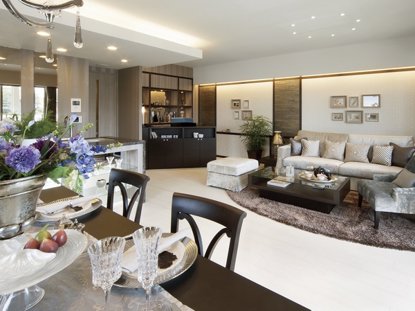 About 21.5 tatami LD the depth is also sufficient, You can comfortably place the dining table and the living room sofa