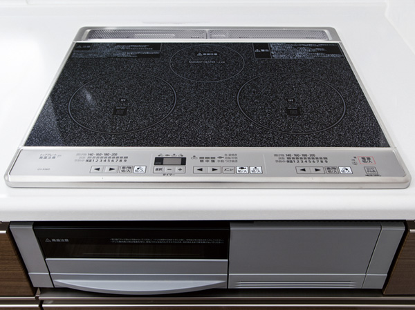 Kitchen.  [Friendly IH cooking heater to people and households and the environment] Just wipe a quick, Easy to clean. You clean up after cooking is very easy for IH cooking heater.