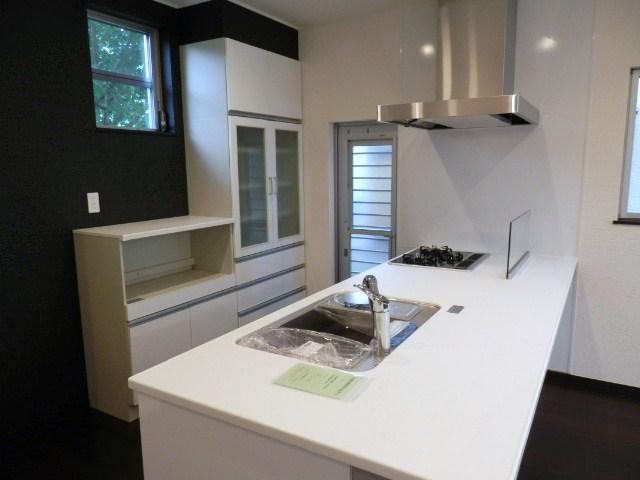 Kitchen. It has adopted a broad counter width, You can also instead of dining table.