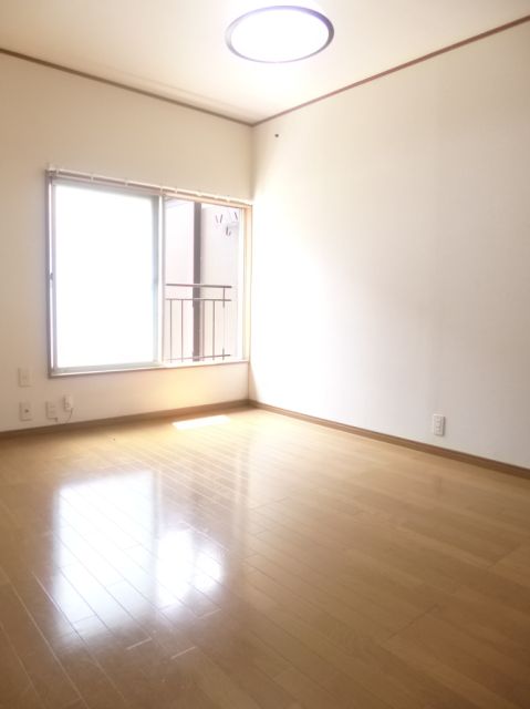 Living and room. All the rooms is a popular flooring