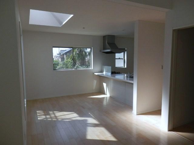 Kitchen. "Building 2"  Indoor (10 May 2013) Shooting