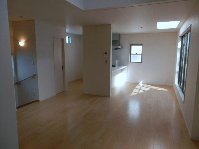 Living. "Building 3"  Indoor (10 May 2013) Shooting