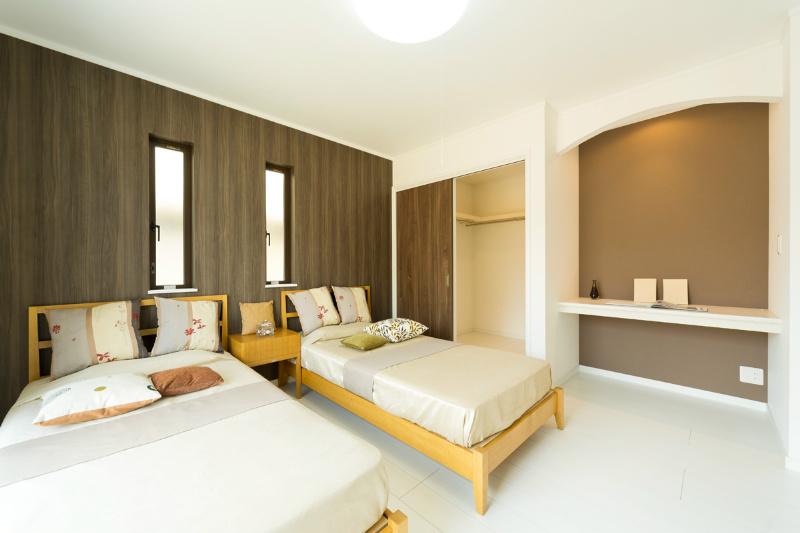 Same specifications photos (Other introspection)