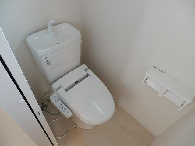 Same specifications photos (Other introspection). Same specifications (toilet)
