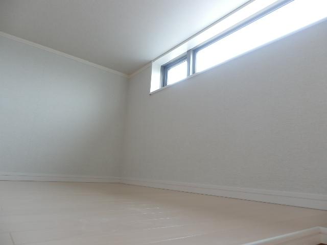 Same specifications photos (Other introspection). Same specifications