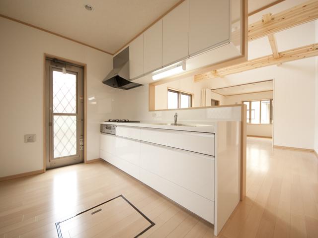 Kitchen. Room (August 2013) Shooting