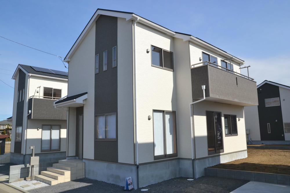 Local appearance photo. Reference: construction cases