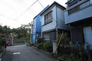 Local photos, including front road. Local (11 May 2013) Shooting