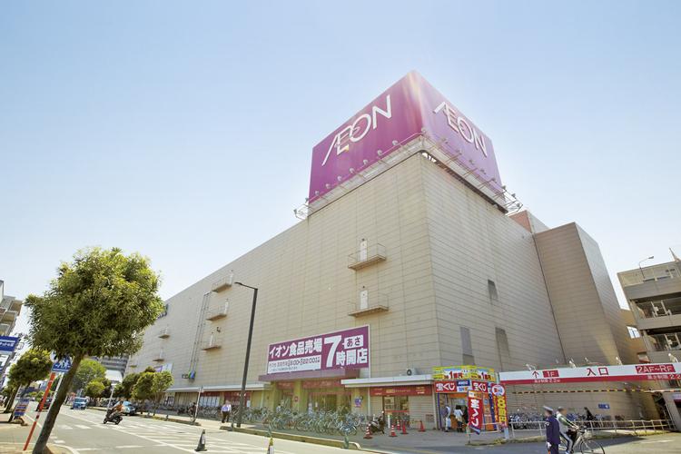 Other. To distance ion Oi store is within walking distance. 7 am ~ So open until 10pm (except some stores), Okay to slow down the return of the company. Useful when you want to buy a lot because the parking lot of rooms. 