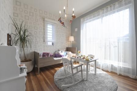 Non-living room. Because the whole mansion 4LDK type, You can two offer a children's room on the second floor! (October 2013) Shooting