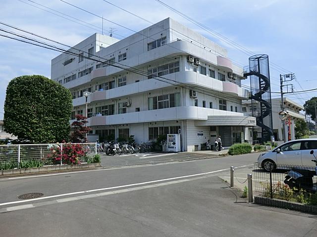 Hospital. 1782m until the medical corporation Association of grass Yoshikai three Yoshino hospital