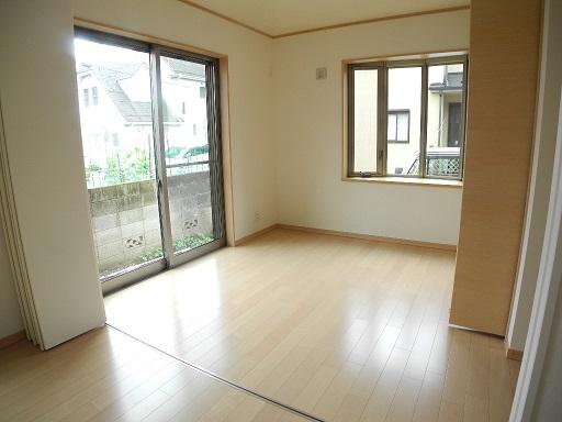 Other introspection. 1F Western-style (12 May 2013) Shooting