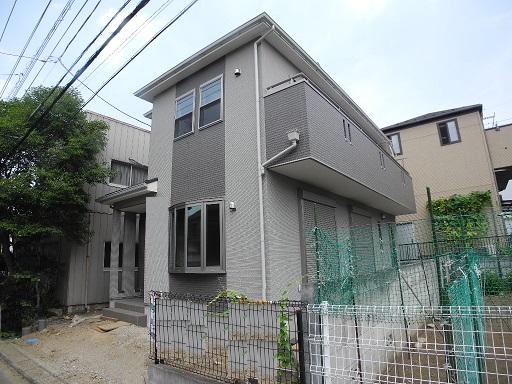 Local appearance photo. Local (12 May 2013) Shooting