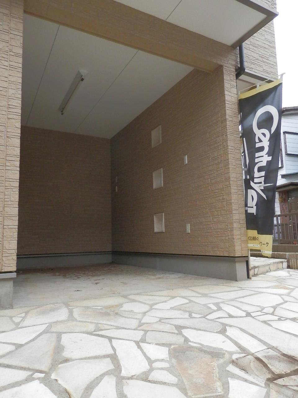 Parking lot. Local (March 2013) Shooting