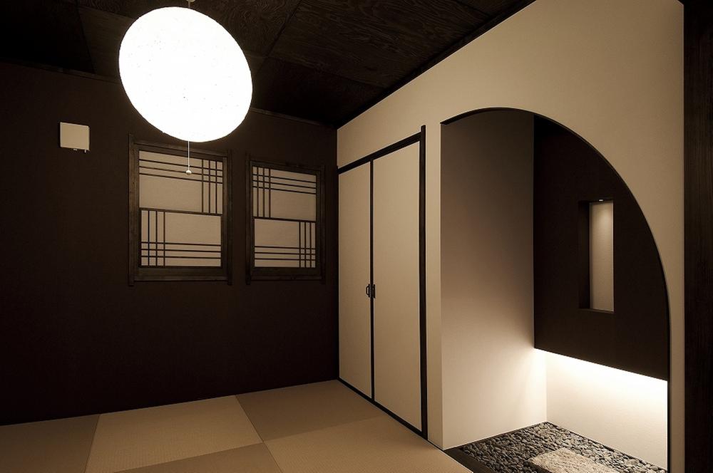 Non-living room. Alcove of a Japanese-style room. Since the chic color and design has become a relaxation and healing space. As a drawing room, You can use the multi-purpose as a hobby of the room.