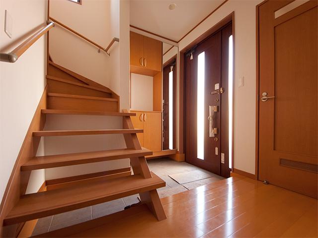 Entrance. Indoor (12 May 2013) Shooting