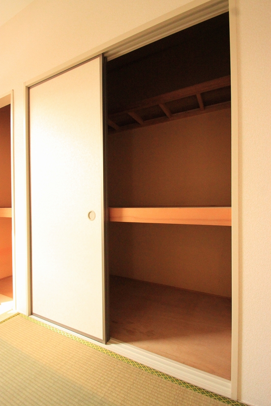 Receipt. ■ Same apartment It is similar to photo