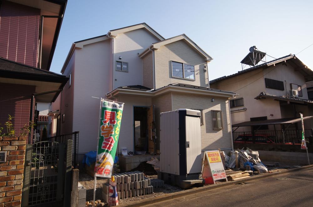 Local photos, including front road