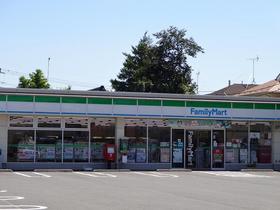 Convenience store. 150m to Family Mart (convenience store)