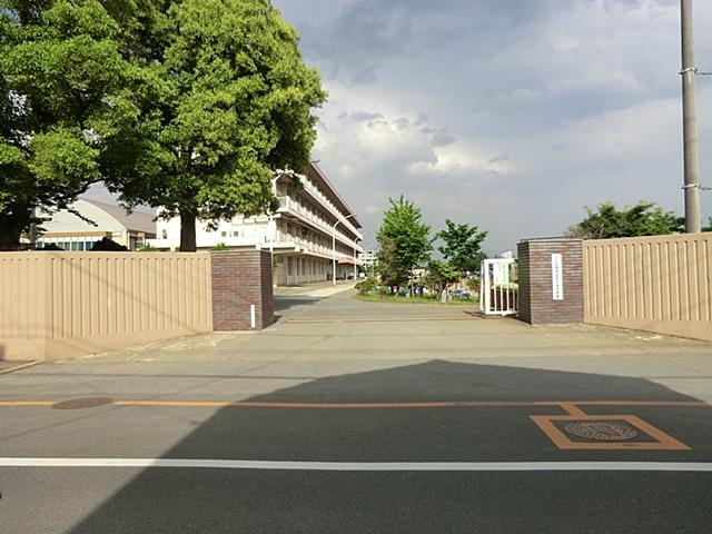 Junior high school. 850m until the tree junior high school of Fujimino Tachibana