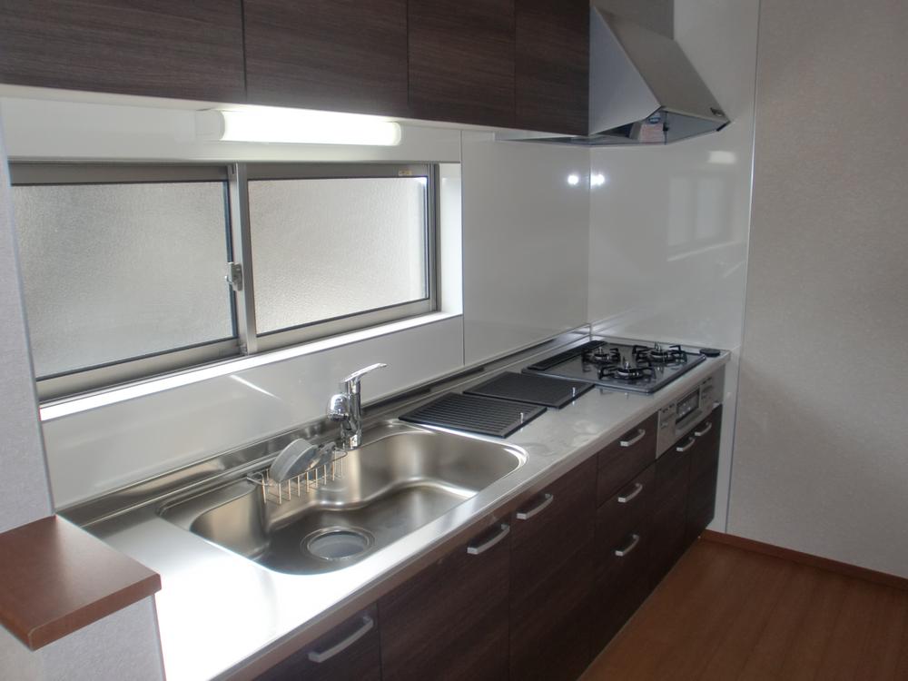 Same specifications photo (kitchen). Same specifications