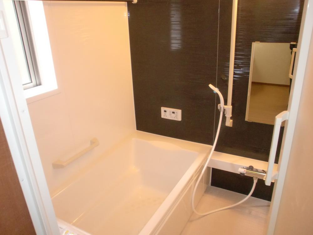 Same specifications photo (bathroom). Same specifications