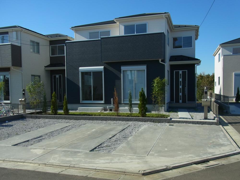 Same specifications photos (appearance). Same manufacturer construction cases