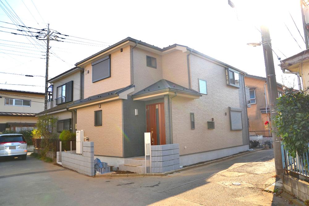 Local appearance photo